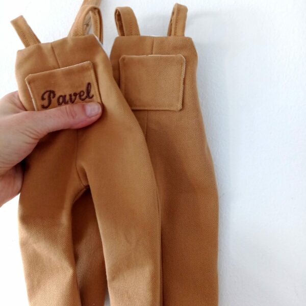 Krem hlače za lutke